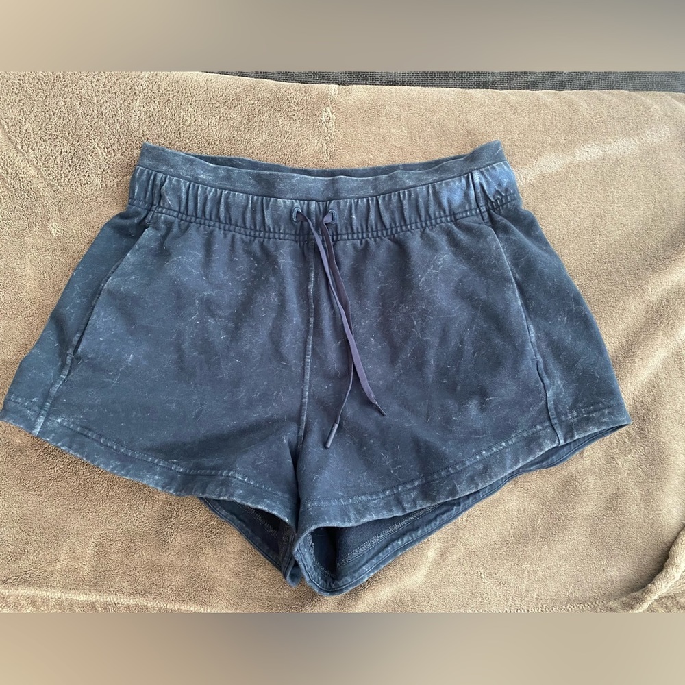 Lululemon Inner Glow Shorts
